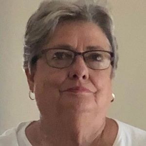 Meet your Posher, Deborah